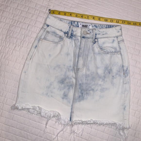 PAIGE Jean Skirt, Distressed Acid Washed Light Wash Denim, Raw Hem, Size 25 - Picture 7 of 15
